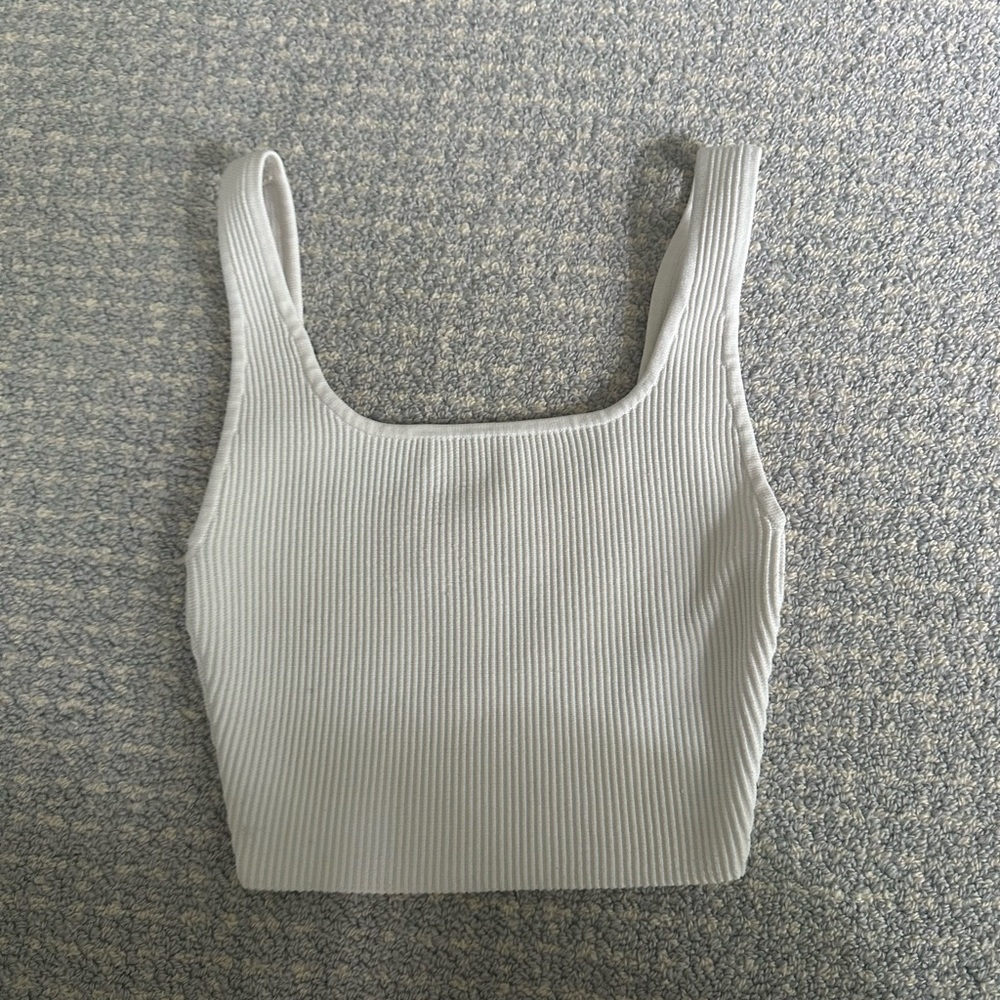 Aritzia Babaton Sculpt Knit White Tank